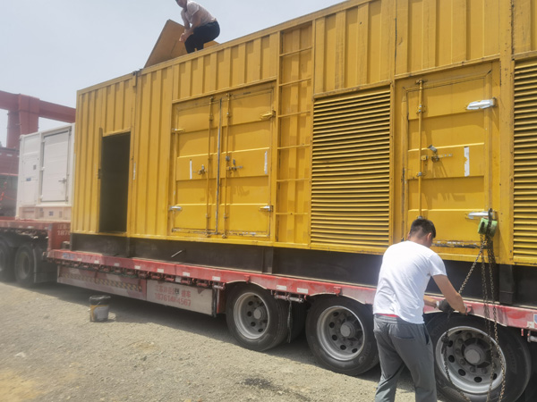 新疆除了负载情况和发动机维护,还有哪些因素会影响 200kw 柴油发电机的油耗?
